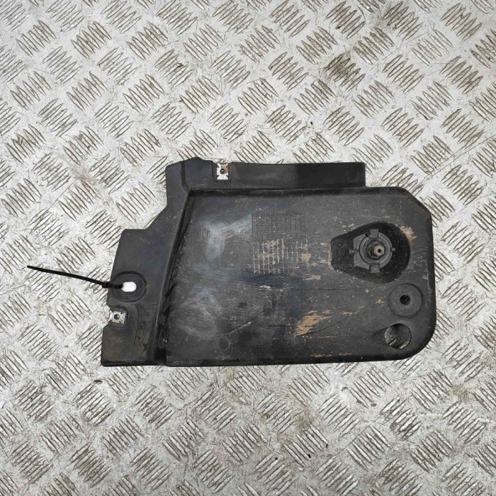 Scut motor central spate SKODA KAROQ NU7 2020 OEM: 57A825205A