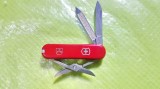 F944-I-Briceag mic VictorInox Stainless Rosfrei Elvetia. Stare foarte buna.