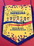 Fanion fotbal - GENERATIA de AUR (Semnaturi originale Belodedici,Raducioiu,Galca,Gh. Popescu, Hagi,Petrescu,D.Munteanu,Vladoiu)