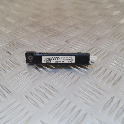 Amplificator de antena AUDI A3 8V1, 8VK 2016 OEM: 8V4035225 2400183 foto