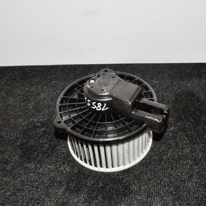 Ventilator aeroterma MAZDA 6 Hatchback GH 2010 OEM: 872700-0690 | 2241681