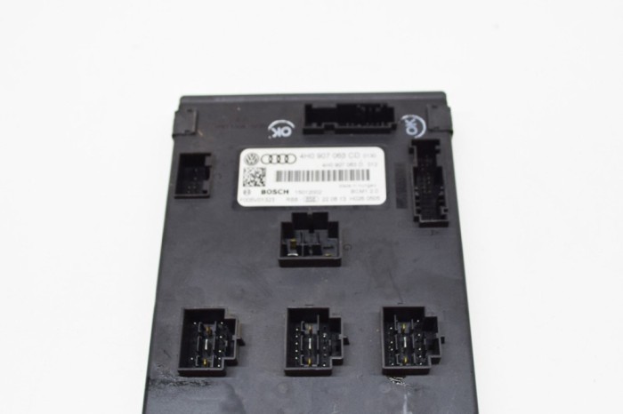 Modul de confort VW TOUAREG 7P5 2014 OEM: 4H0907063CD,15012002,F005V01323,4H0907063D | 14952476