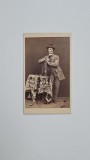 Fotografie de colectie CDV Atelier ?, Muzicant ambulant, Austro-Ungaria, ca. 1860-65