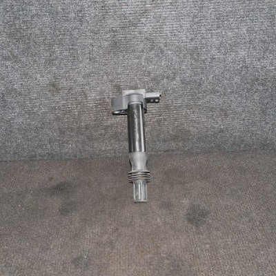 Bobina de inducție de &amp;icirc;naltă tensiune PEUGEOT 308 SW II 2016 OEM: 967539098028276583 2198400 foto