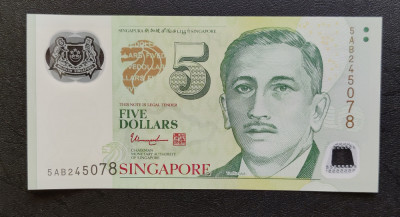 Singapore - 5 Dollars / dolari ND - portretul președintelui Yusof (polimer) foto