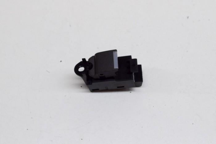 Buton geam ușă dreapta spate LAND ROVER RANGE ROVER EVOQUE L538 2018 OEM: GJ32-14717-AA 14534437