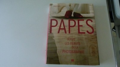 Istoria papalitatii in imagini foto