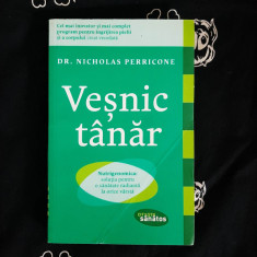 Nicholas Perricone - Vesnic tanar