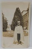 OFITER ROMAN , UN UNIFORMA , CU CHIPIU SI MANTIE , FOTOGRAFIE , INCEPUTUL SEC. XX