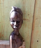 Statueta africana, sculptura femeie negresa