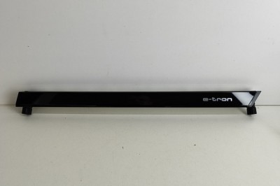 nerasta AUDI E-TRON GEN 2020 OEM: 4KR857186A 25313369 foto