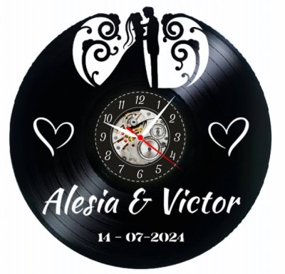 TINERI CASATORITI-ceas de perete (personalizabil) foto