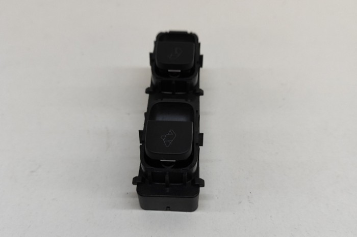 Comutator TESLA MODEL Y 2023 OEM: 1493286-00-B 23418807