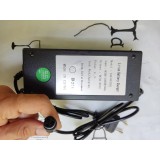Incarcator trotineta electrica scuter output 58.8V 3 ah baterii 52v