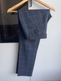 Pantaloni Zara, carouri, marime L, conditie foarte buna
