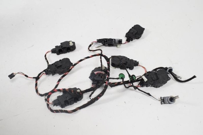 Motoras clapetă aeroterma AUDI Q5 8R 2014 OEM: 8K2971566A | 3041943