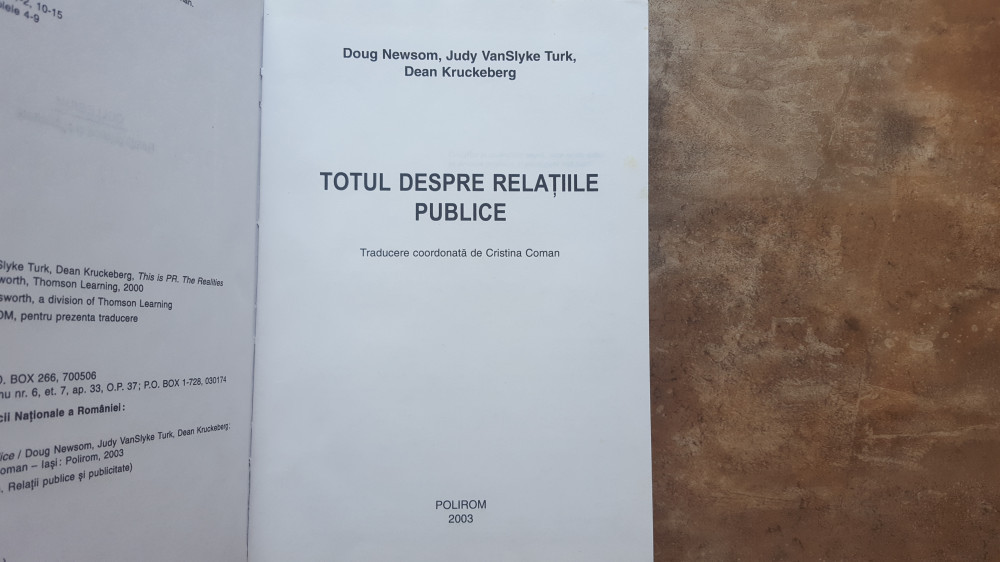 TOTUL DESPRE RELATIILE PUBLICE - DOUG NEWSOM, 2003 | Okazii.ro