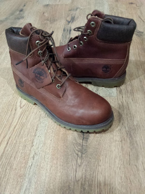 Bocanci dama TIMBERLAND originali 6 inch basic piele waterproof 39.5/41/42 foto