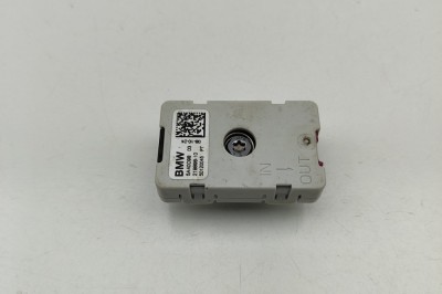 Amplificator de antena BMW 5 G60 2025 OEM: 5A40D98 31535569 foto