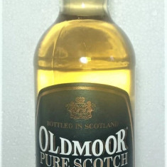 WHISKY OLDMOOR EXTRA QUALITY, OVER 5 YEARS, CL 70 GR 40 ANII 90/2000