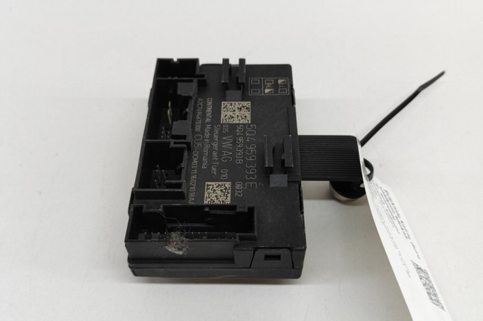 Modul de control ușă st&acirc;nga față SKODA SUPERB III 3V3 2017 OEM: 5Q4959393E,5Q4959393B,A2C7494670300 24542500