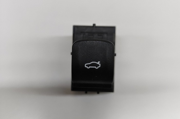 Comutator deschidere haion BMW X3 G01, F97 2019 OEM: 9327029 30389677