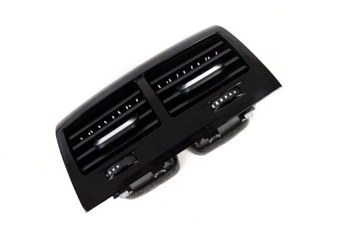 Gura de ventilație consola centrală BMW 5 G30 2016 OEM: 93303687 11523965