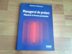 MANEGERUL DE PROIECT-RICHARD NEWTON foto