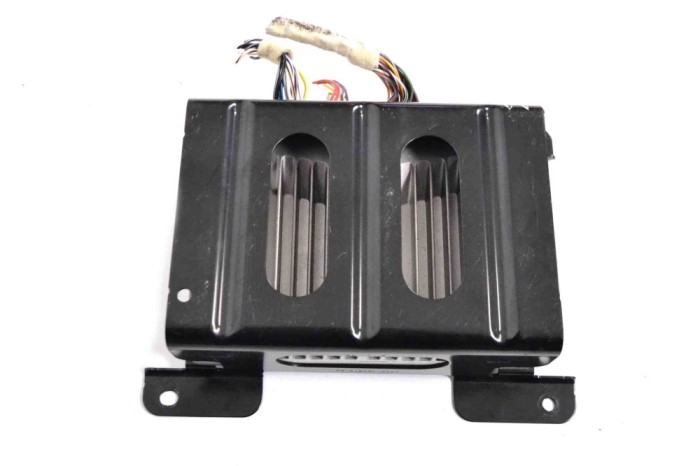 Amplificator de sunet JAGUAR XE X760 2016 OEM: GX73-19C164-RD