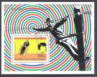 Madagascar 1976 UPU, perf. sheet, used R.078 foto