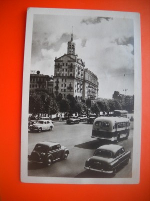 HOPCT 503 D AUTOMOBIL DE EPOCA -HRESHTATIK KYIV / KIEV -IN 1963 UCRAINA --CIRCULATA foto