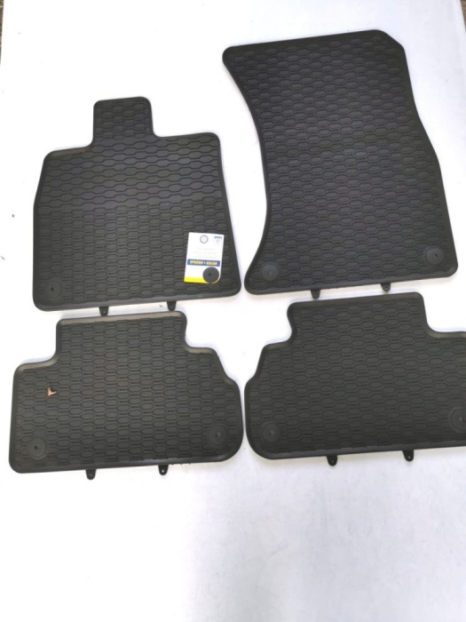 Covorase cauciuc Audi Q5 II 2016--&gt;&gt;