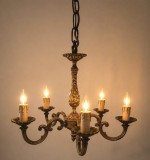 Superb candelabru antic din bronz cu 5 brațe in stilul francez Louis ,piesa cu o lucrătură de o foarte mare finețe