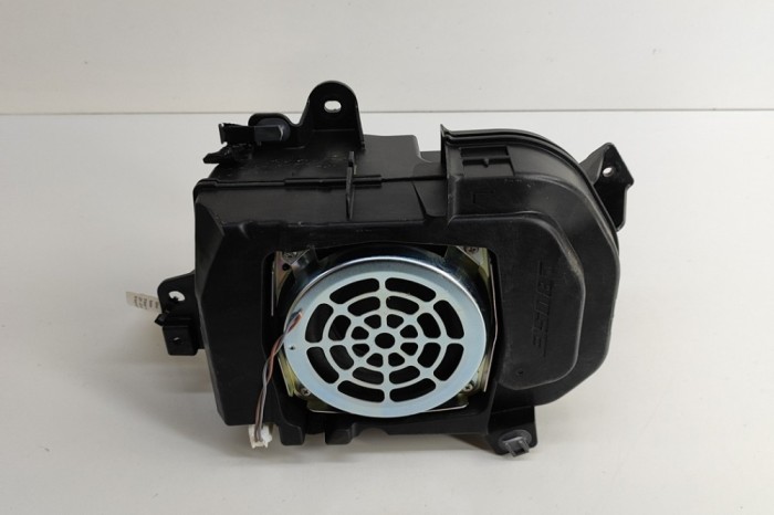 Difuzor ușă st&acirc;nga față MAZDA CX-30 DM 2023 OEM: BDJD-66-96Y 29830816