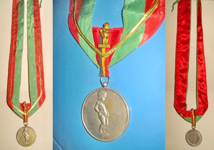 4997-Medalie-Cel mai vechi burghez Bruxelles Belgia bronz argintat.
