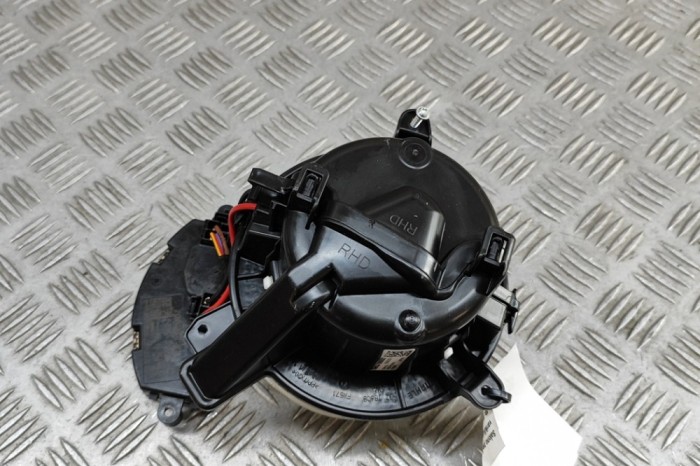 Ventilator aeroterma VW T-CROSS C11 2024 OEM: RM860001,2Q2820021B,2Q0907521,FY066005,5HL011266-66 31404270