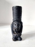 Statuetă artizanală tip vaza, din ceramică, stil precolumbian aztec, figură antropomorfă, cca 15 cm, obiect vechi de colecție