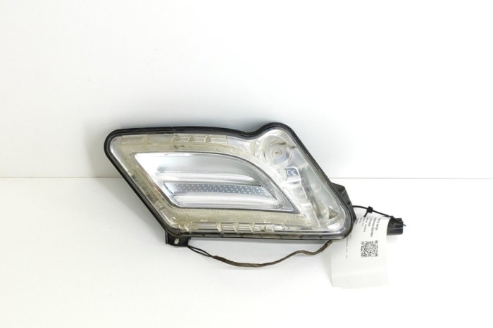 Proiector suplimentar st&acirc;nga față VOLVO S60 II 2013 OEM: 89091133 22429894