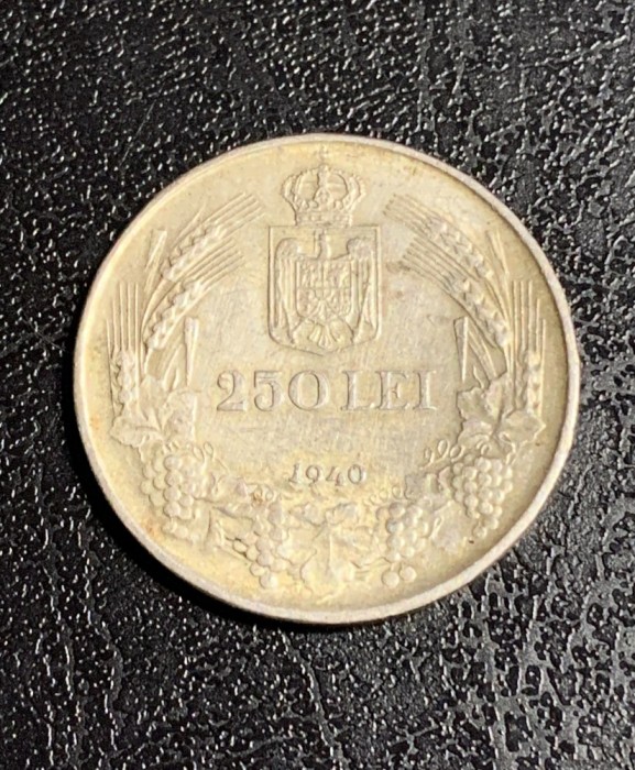 Moneda 250 lei 1940 munca credință rege națiune
