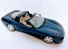 Masina/macheta auto BBurago Chevrolet Corvette C5 1997,metal albastru foto