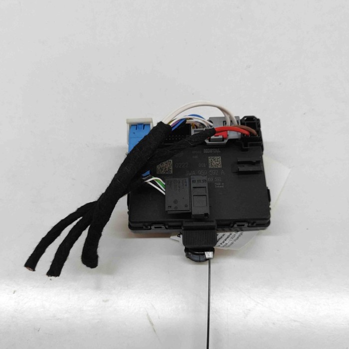 Modul de control ușă st&acirc;nga față VW TAYRON R41 2024 OEM: 3WA959592A 32209167