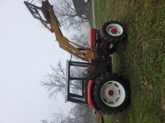 Tractor International 844-SB