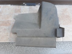 &Icirc;nchidere scut motor Renault Megane 2