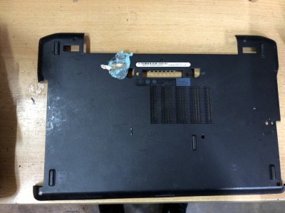 capac bottomcase Dell Latitude E6330, A157 foto