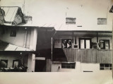 Foto casă veche din zona Izvor, unde e Casa Poporului acum, 24/18 cm