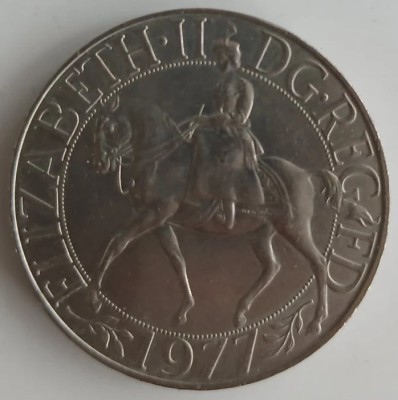 Moneda Regatul Unit al Marii Britanii si al Irlandei de Nord - 25 Pence 1977 foto