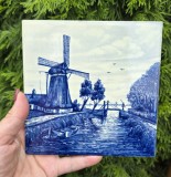 PLACĂ DECORATIVĂ VINTAGE DIN FAIANȚĂ, DECORATĂ MANUAL, DELFT
