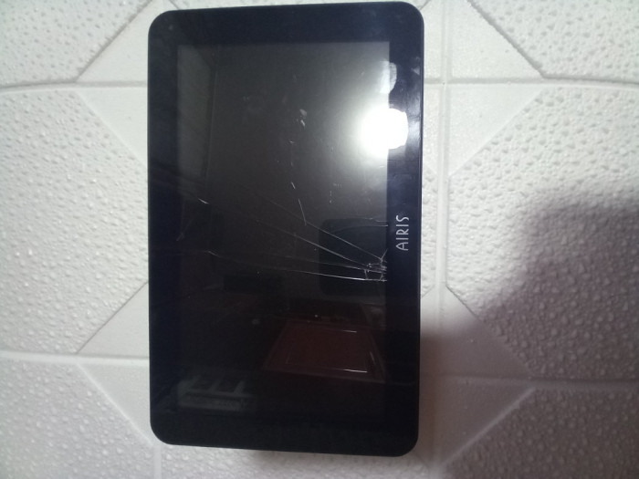Tableta AIRIS touchscreen defect