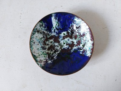 Farfurie metalica cupru emailat smaltuit si decorat marmorat 8 cm, arta metal foto