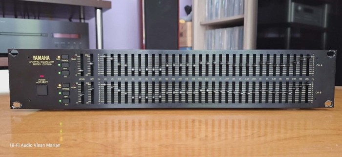 Equalizer Graphic YAMAHA Q2031A